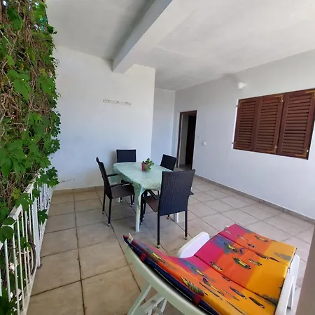 Apartmán Kapetan Podaca