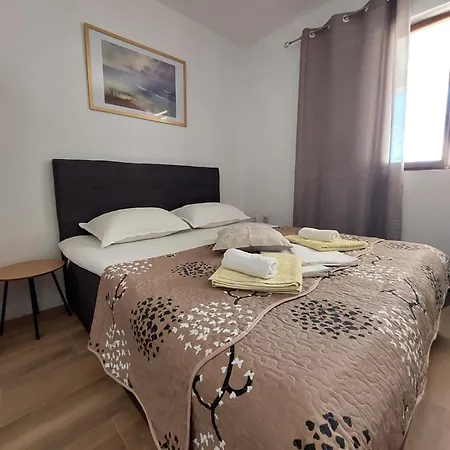 Apartmán Kapetan Podaca