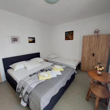Kapetan Apartment *